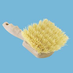 UTILITY BRUSH CREAM PLASTIC 8.5