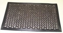 Tire Link with Beveled Edges around mat 30 inches x 60 inches